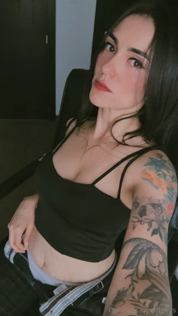 What color lips do you like so they can suck you 