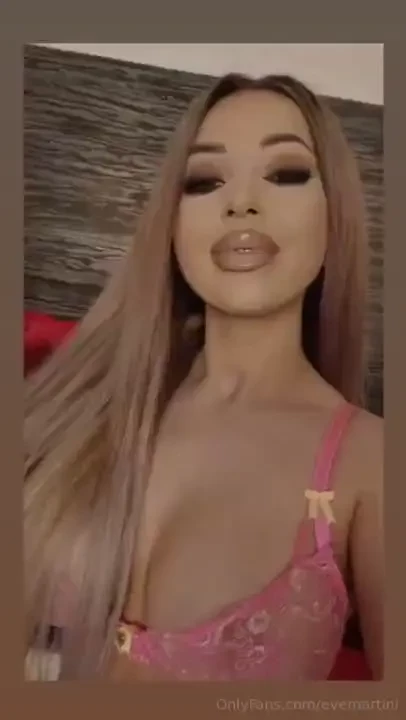 Catch my sexy kisses and show me where you will place each of them 