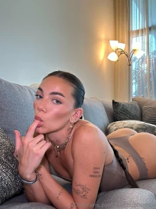 Keep looking i don t mind at all part 2