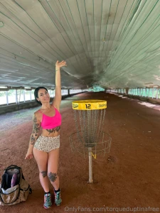 Cum subscribe i m getting wet and wild for you this summer and i have