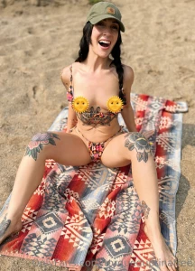 Fun in the sun lets fuck torqueduptina has my perfect small titties