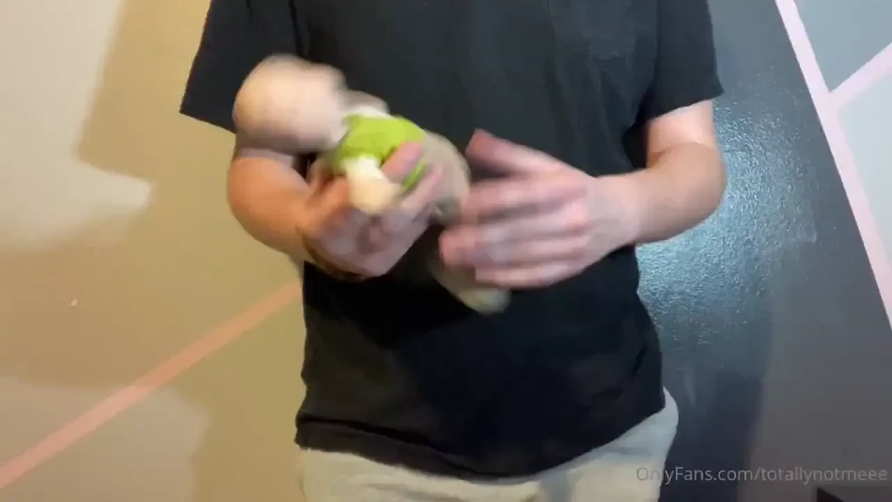 Farted on this shrunken nerd from my class what do y all think of me 