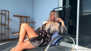 Spreading my legs in the sunlight and teasing my hole