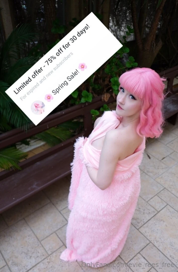 There s still 75 off on my vip page in case you fancy some videos 