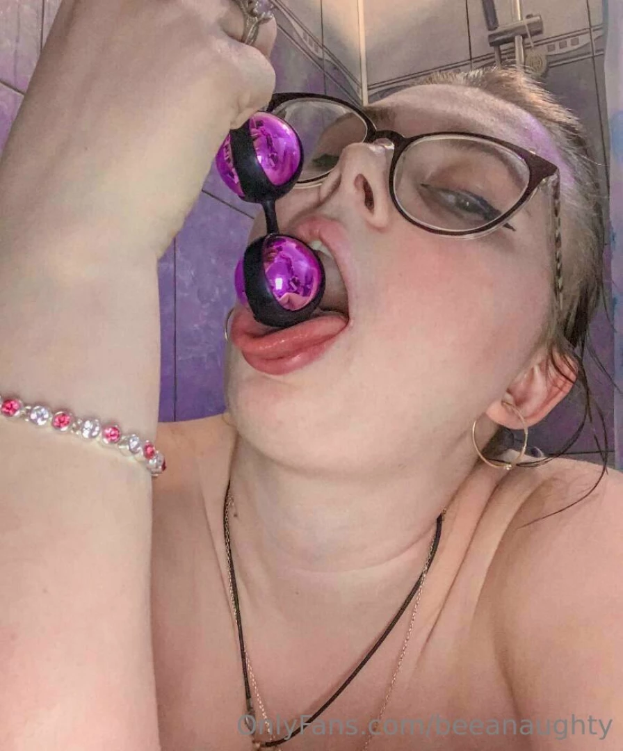 Gettin it wet for my cute little asshole 