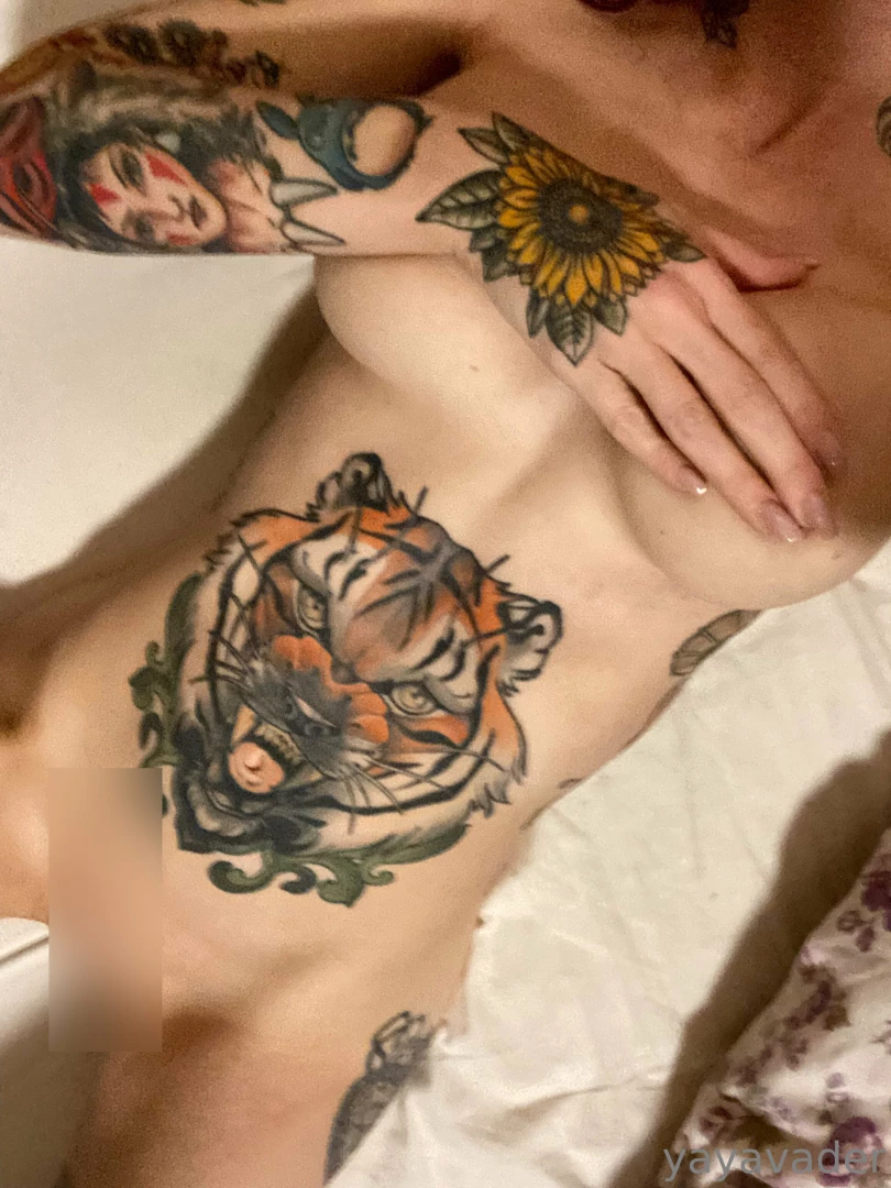 Its bed monday every day is a fun day uncensored at my yayavader 