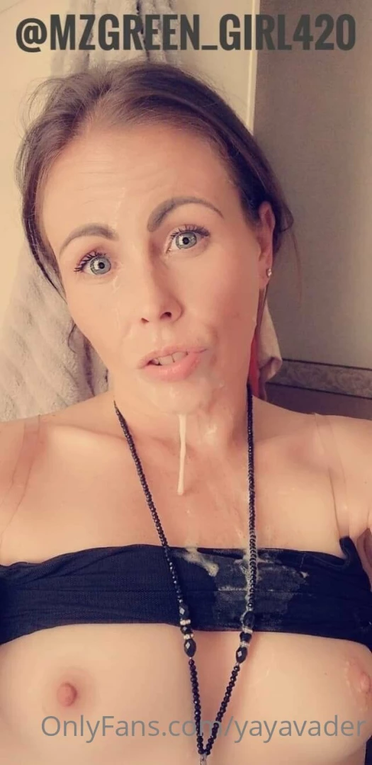 M i l f a l e r t no ppv ever subscribe to mzgreen_girl420 check out part 1 