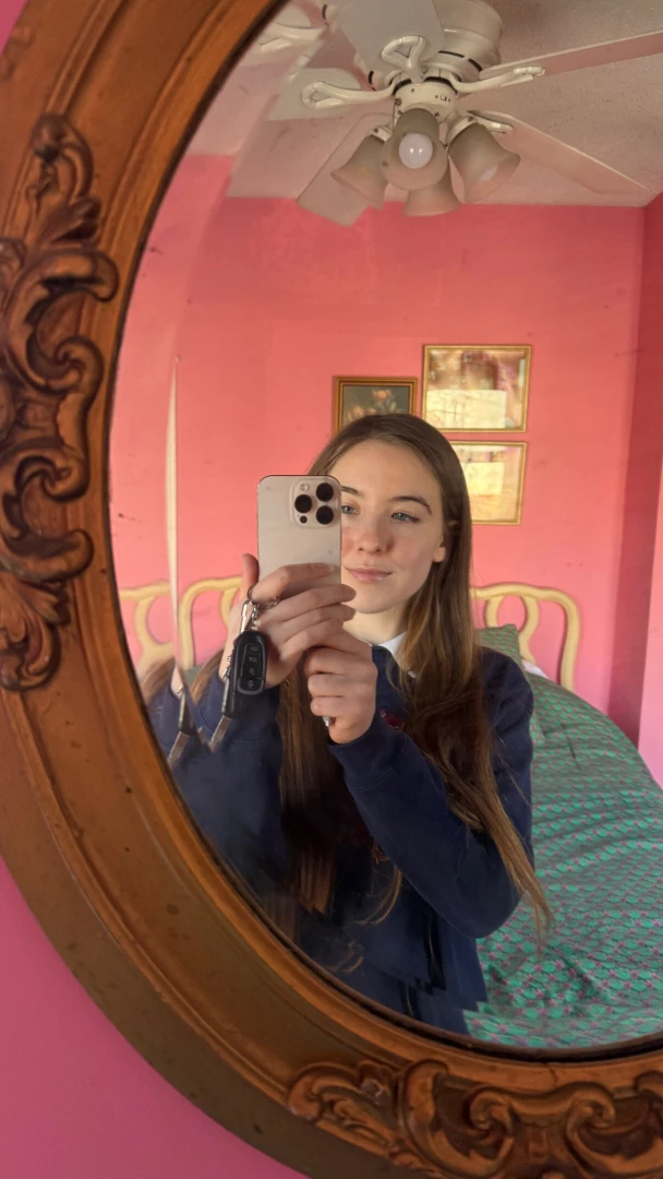 I had my first photoshoot since being sick this morning looooots of part 1 