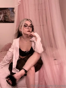 Librarian after hours ab to send out the nude version of this set keep
