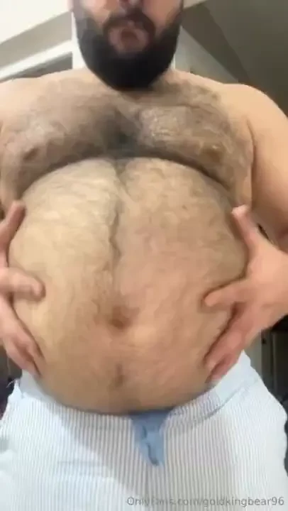 If your daddy goes to the gym he eats a lot and becomes horny because 