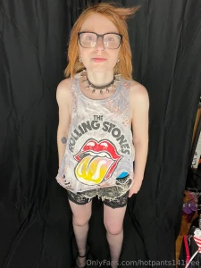 Flashing you in my rolling stones shirt