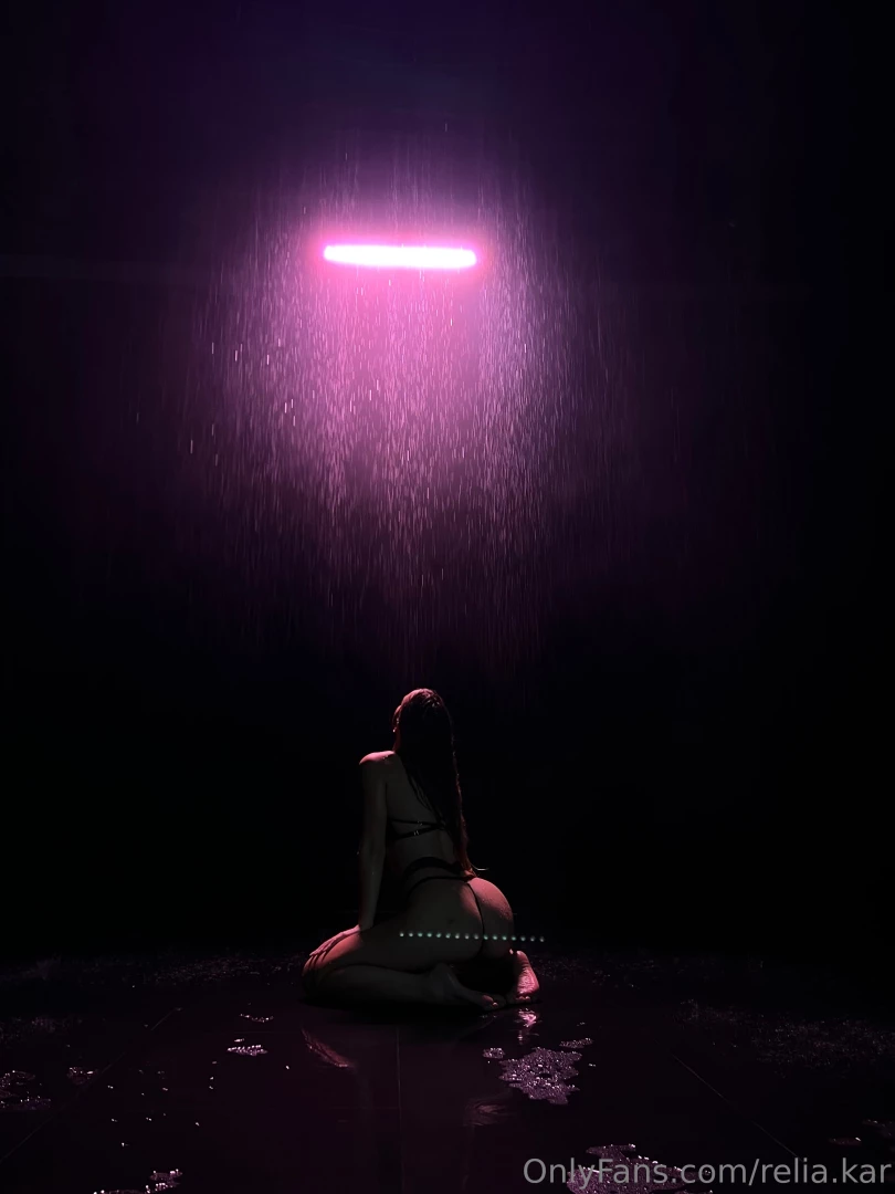 Got super wet during this shoot msg me if you want to see it all 