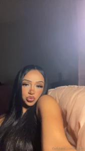 Good evening baby you still up how about joining me tonight dm me i