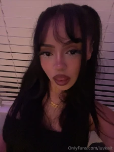 Looking for a bad boy to be good to me tonight send me ur best