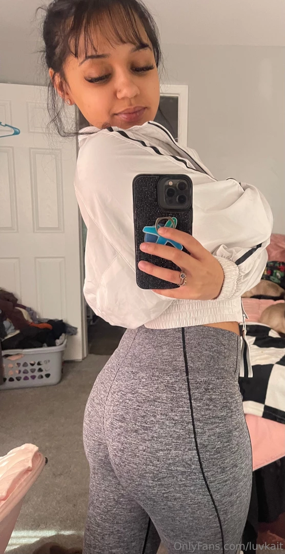 Im all covered up but i bet ur mind is undressing me already slide 