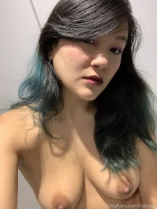 I m trying to be seductive is it working