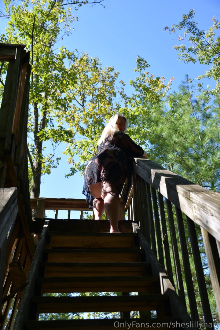 I love trickling these photos out and knowing you writhe with part 3 