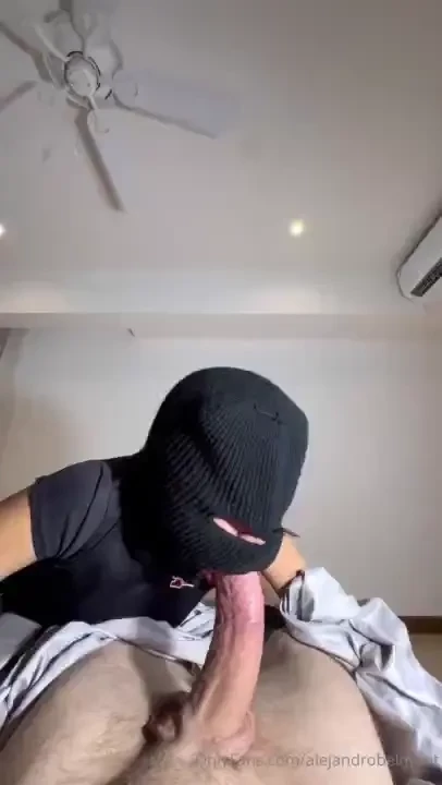 No hands blow job 