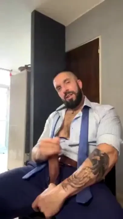 Break in the office live show today onlyfans com bulltovich_ok 