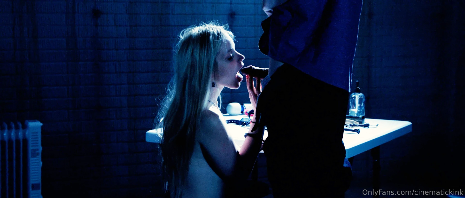 Vanna sucks dick during her interrogation 