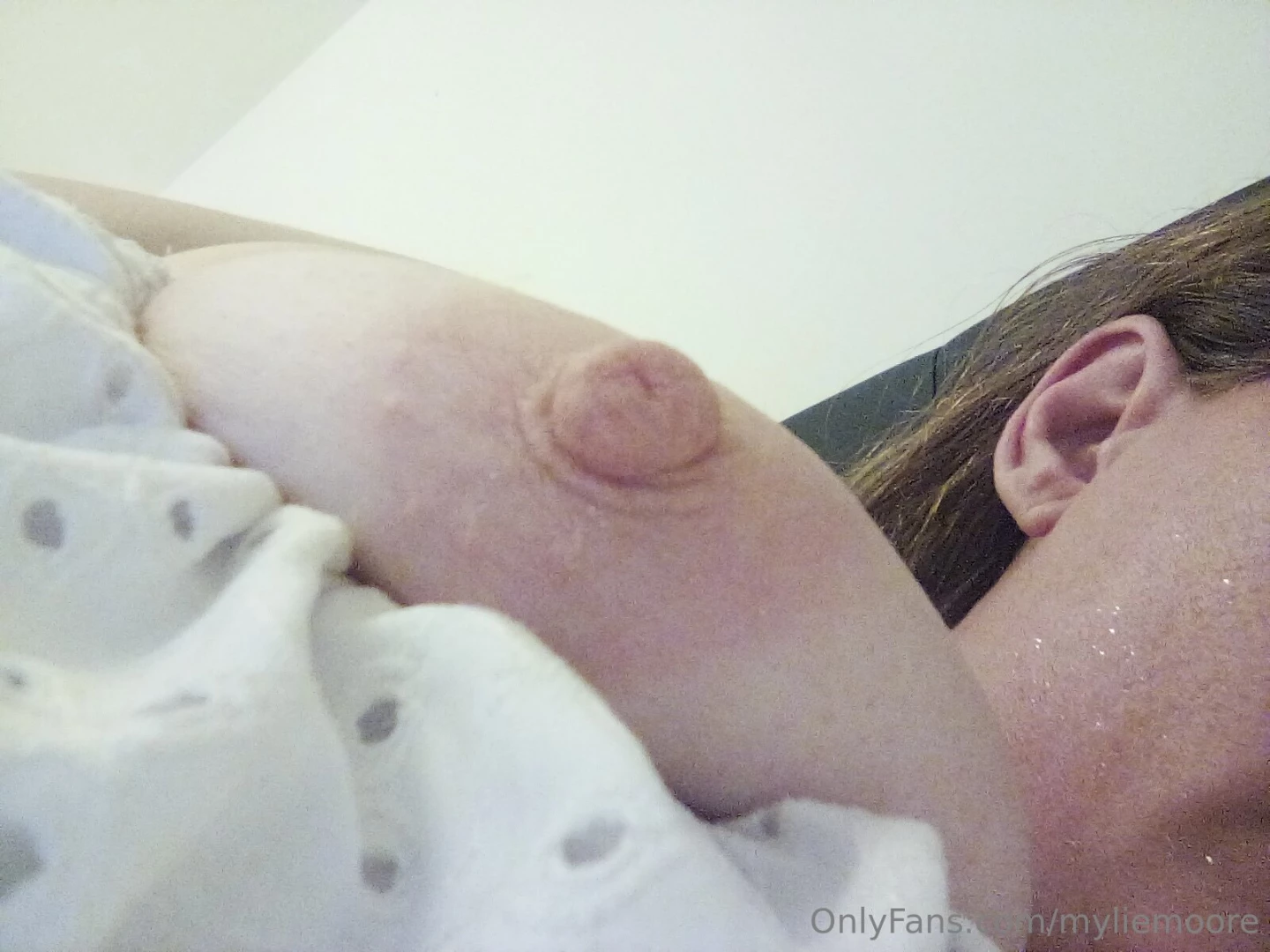 Ask me about fart videos 