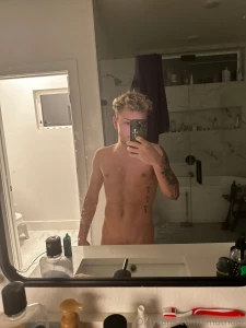 Message meee im boredd