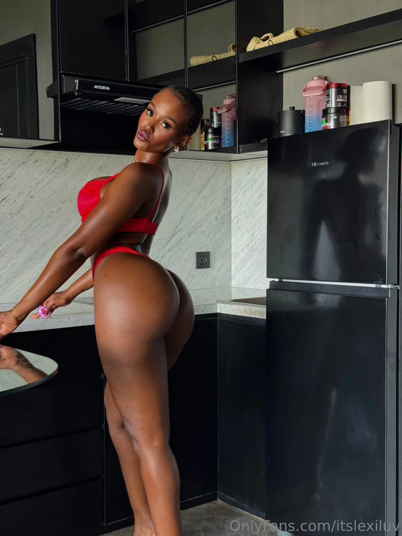 My little kitty cat wants you tip 10 here to see my solo pussy play part 2 