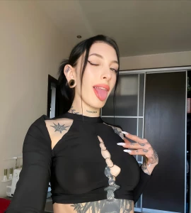 Just trying to make hearts race is it working