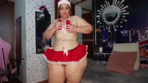 Look at your sexy mama claus dancing seximente while naked i get a