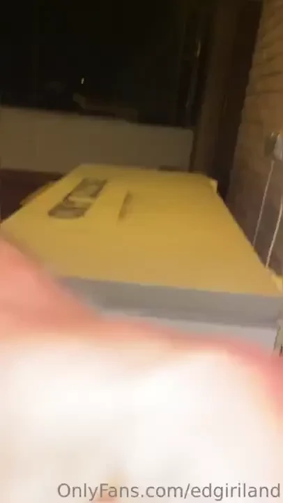 Acompa a a edgiri a trav s de su ba o ducha nocturna te gusta mi nuevo 