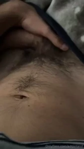 Que frio hace por aqui y que solito estoy en esta camita