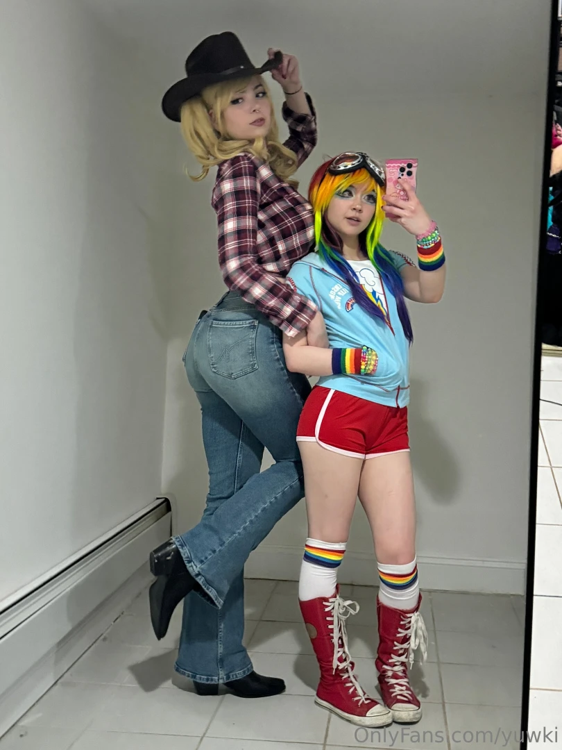 Applejack and rainbow dash d sorry for my absence i havent had a part 2 