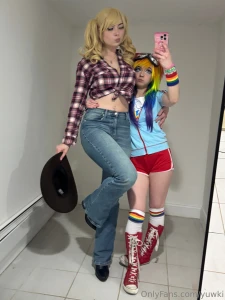 Applejack and rainbow dash d sorry for my absence i havent had a