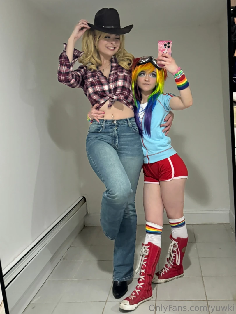 Applejack and rainbow dash d sorry for my absence i havent had a part 4 