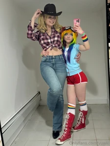 Applejack and rainbow dash d sorry for my absence i havent had a part 4