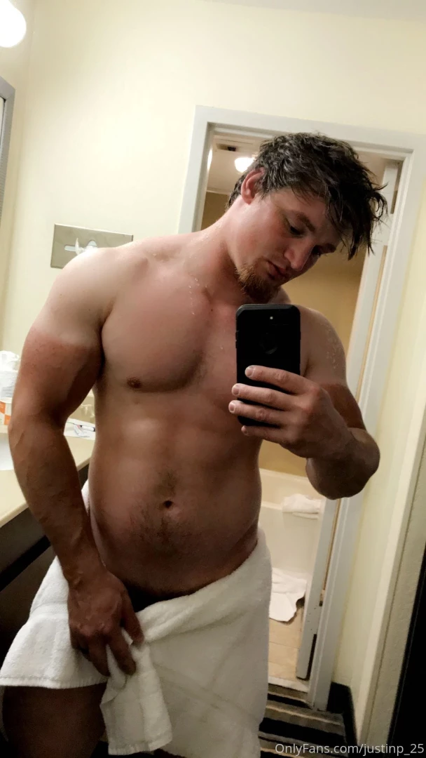 Good morning everyone hope y all have an amazing day these tan lines 