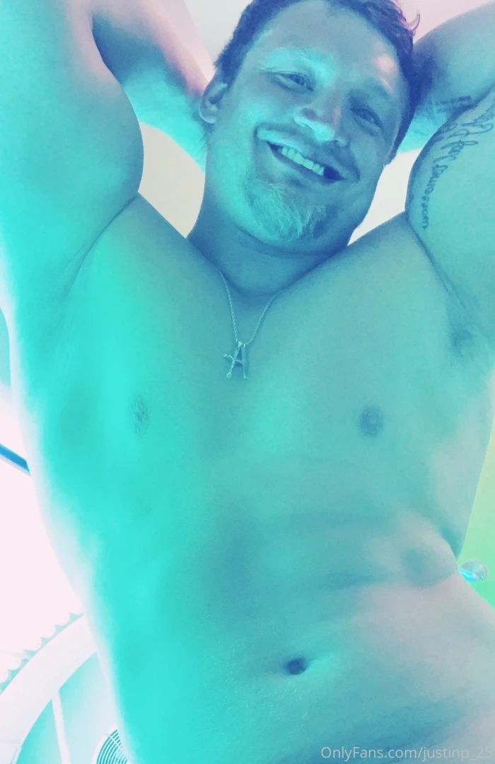 Sexy saturday just one from my post workout tanning session want more 