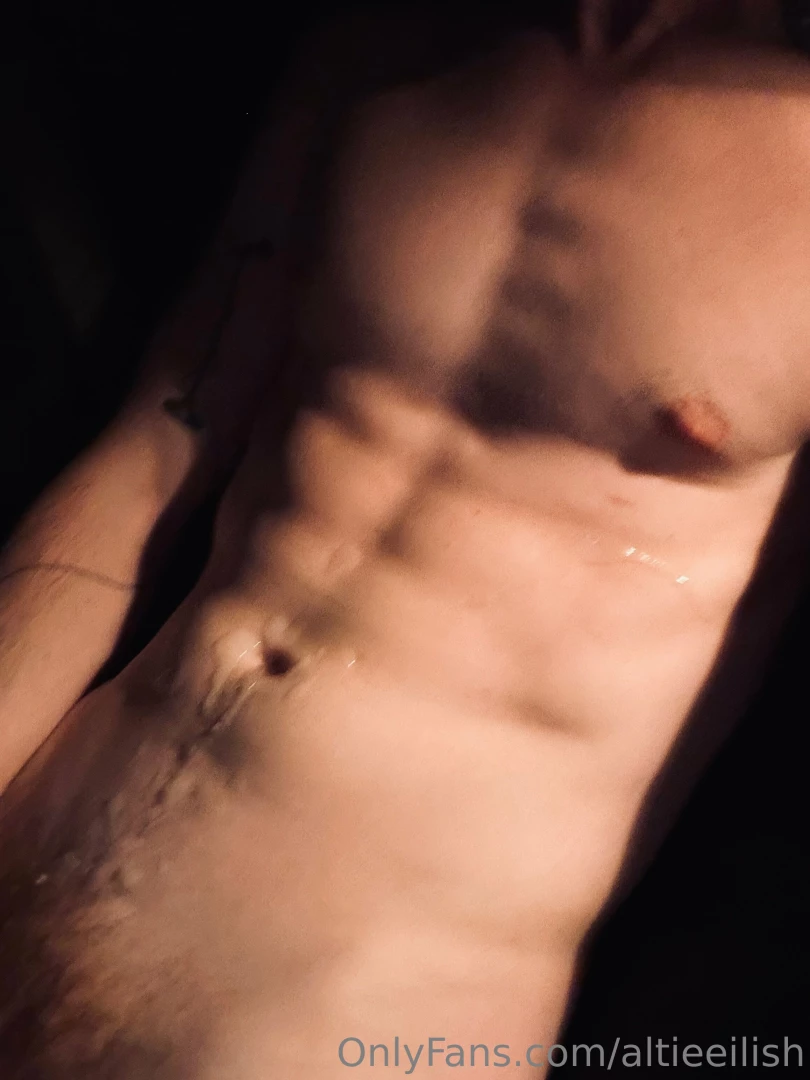 Had a late night stroke would you watch if i did a livestream one of 