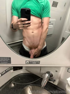 I was chatting with two hotties on amtrak recently and could not get