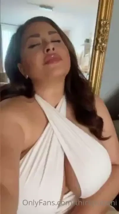 Just can t keep my legs closed check your dm or tip me 5 for deeper 