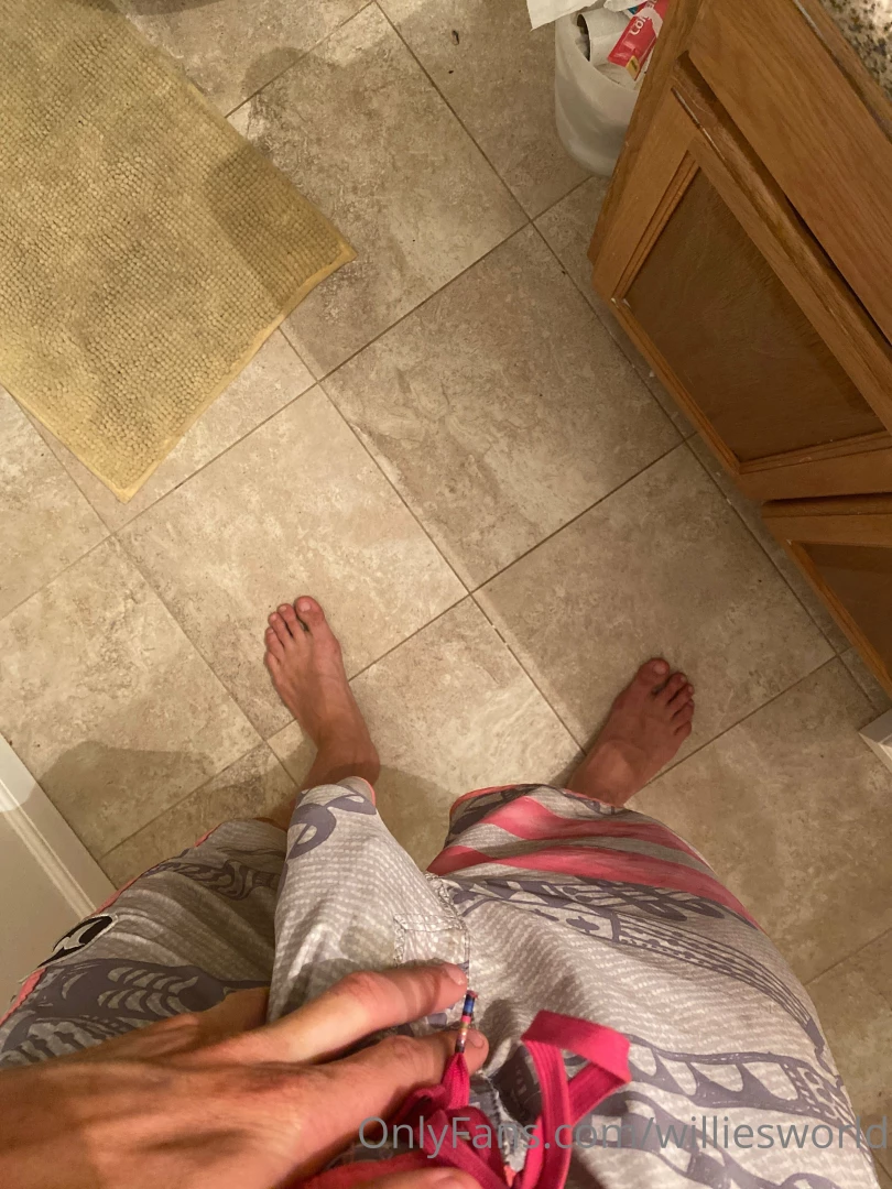 Tip 10 and i ll take off my pants for ya 