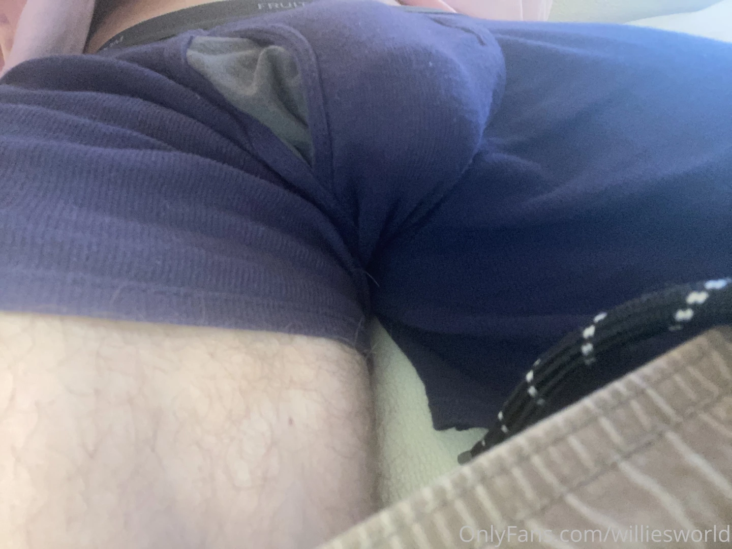 Tip any amount and you ll receive a nice dick pic in your messages 