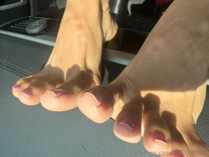 Happy spread toes day part 1