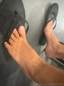 Some pics of my feeties in public