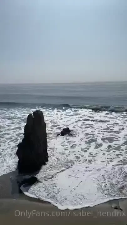 Did a shoot at the beach yesterday honestly it was draining af but part 2 