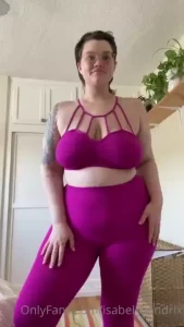 A little try on video of this new lounge set i got