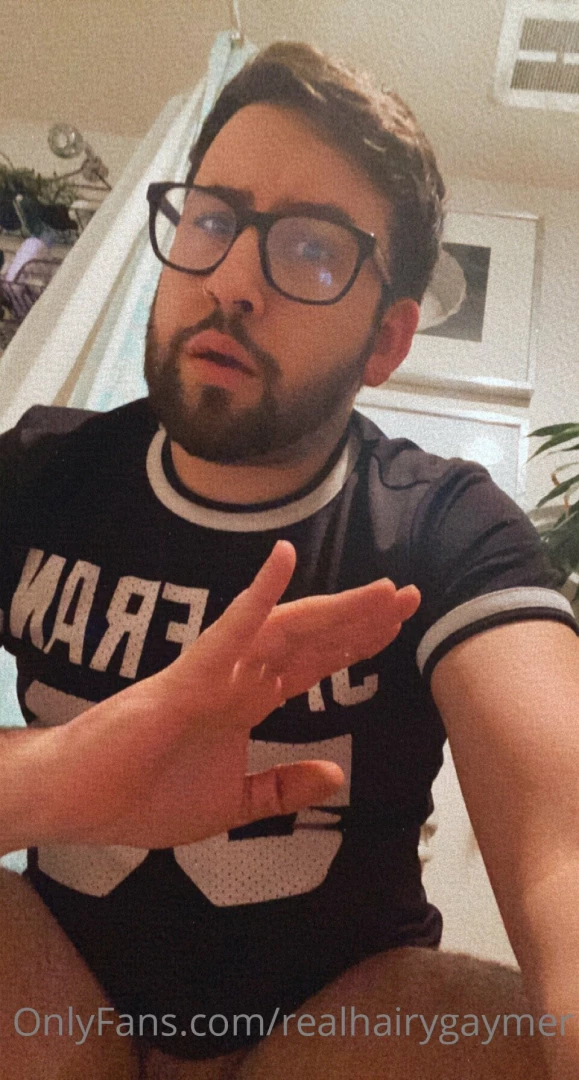 Dude i m sitting on the can what the fuck just playin 