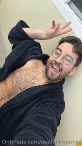 Mini photoshoot outside lettin the fur come out through my hugh hefner part 1