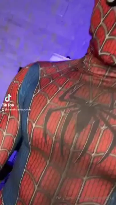 Be sure to vote this will be next weeks video so far robin from batman 