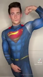 Be sure to vote this will be next weeks video so far robin from batman part 1